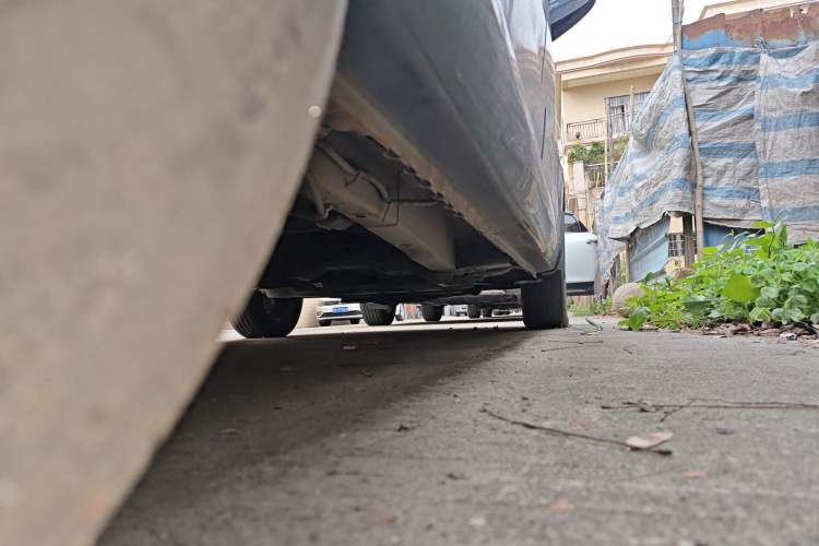 Used Wuling Hongguang 2014 1.2L Base Model China IV Chassis Rear Right