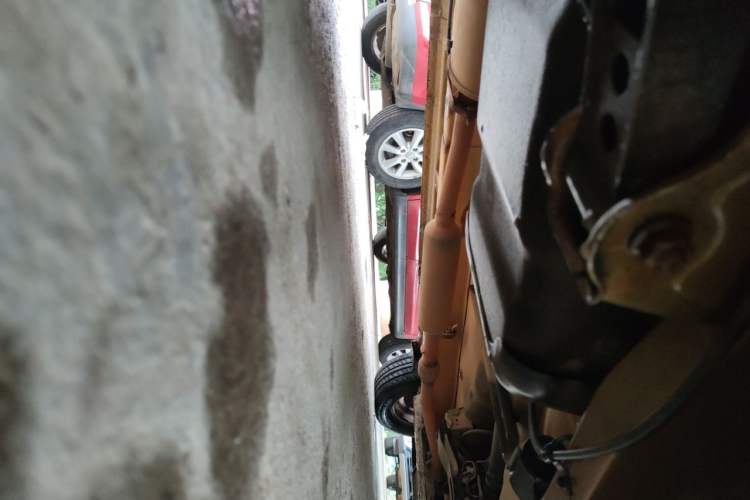 Used Wuling Hongguang 2014 1.5L Standard Version Chassis Rear Right