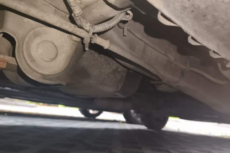 Used Wuling Hongguang 2014 1.5L Base Version Chassis Rear Right