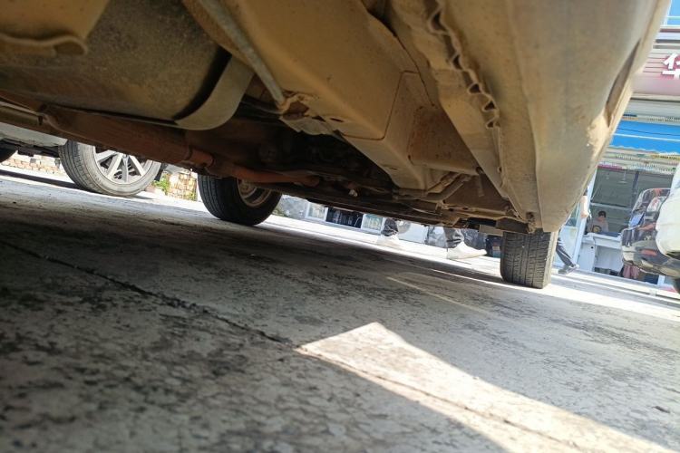 Used Wuling Hongguang 2014 1.5L S Luxury Model Chassis Rear Right