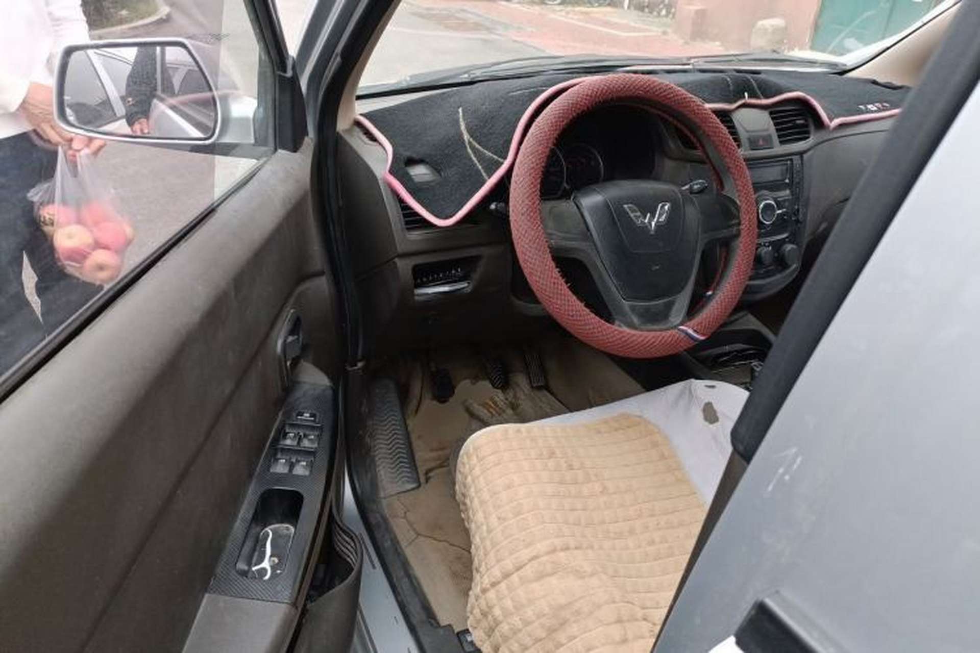 Used Wuling Hongguang 2014 1.5L Standard Version Driver Seat