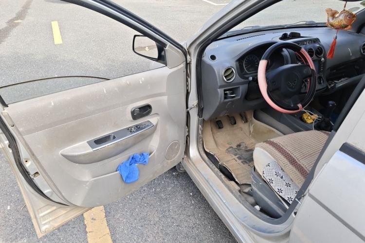 Used Wuling Hongguang 2014 1.2L Base Model China IV Driver Seat