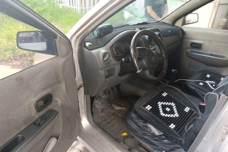 Used Wuling Hongguang 2014 1.2L Base Model China IV Driver Seat