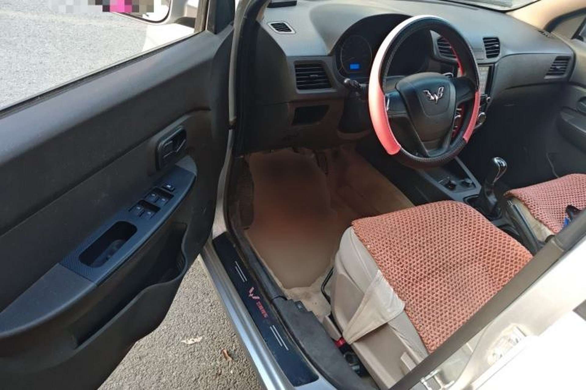 Used Wuling Hongguang 2014 1.2L S Standard Version China IV Standard Driver Seat