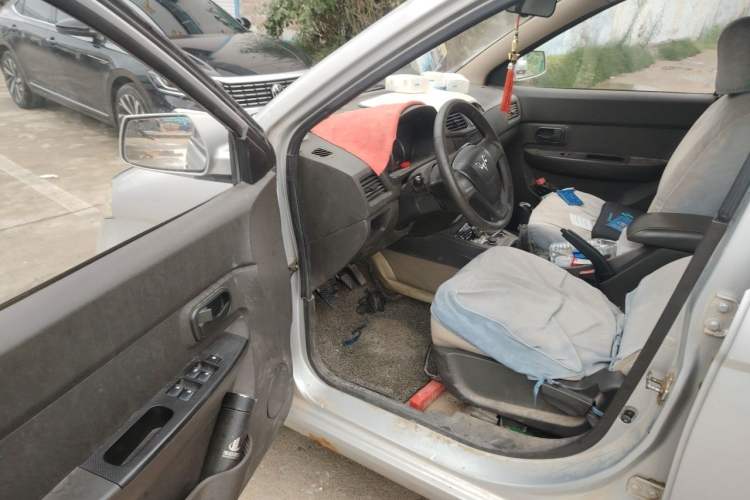 Used Wuling Hongguang 2014 1.5L Standard Version Driver Seat