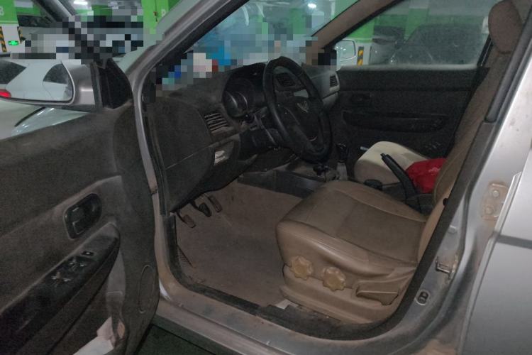 Used Wuling Hongguang 2014 1.2L Standard Model China IV Driver Seat