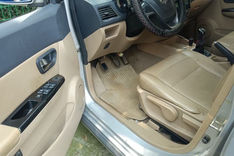 Used Wuling Hongguang 2014 1.5L S Comfort Model Driver Seat
