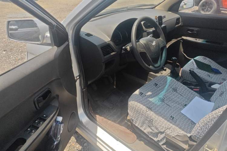 Used Wuling Hongguang 2014 1.5L Standard Version Driver Seat