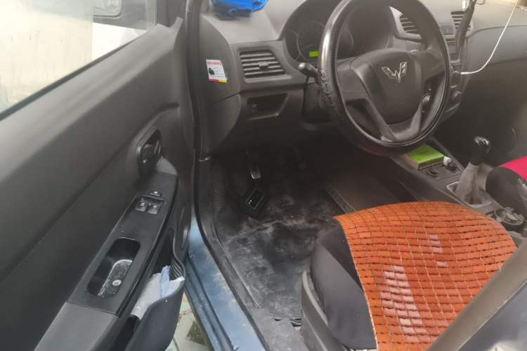 Used Wuling Hongguang 2014 1.5L Base Version Driver Seat