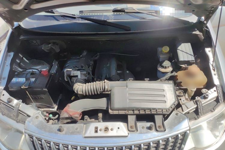 Used Wuling Hongguang 2014 1.2L Base Model China IV Engine Bay