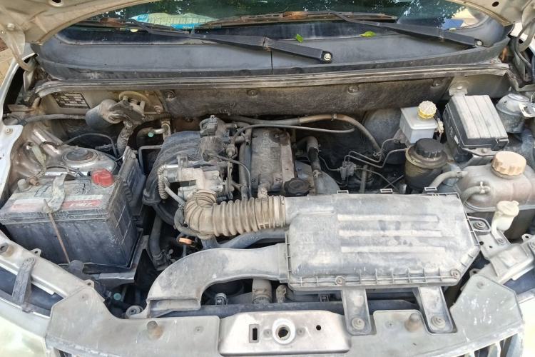 Used Wuling Hongguang 2014 1.2L Base Model China IV Engine Bay
