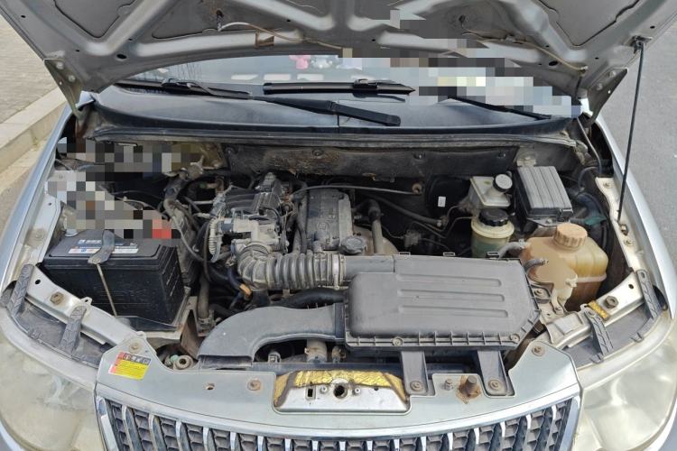 Used Wuling Hongguang 2014 1.2L Standard Model China IV Engine Bay