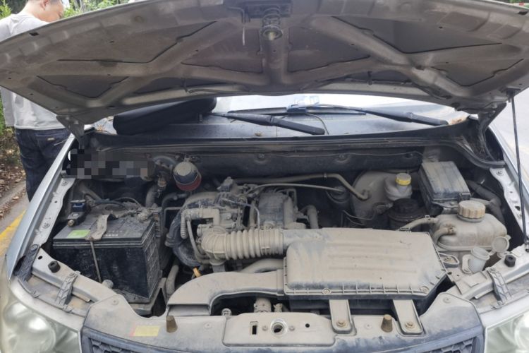 Used Wuling Hongguang 2014 1.2L Base Model China IV Engine Bay