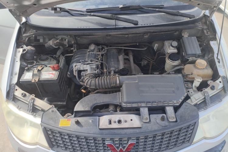 Used Wuling Hongguang 2014 1.2L Base Model China IV Engine Bay