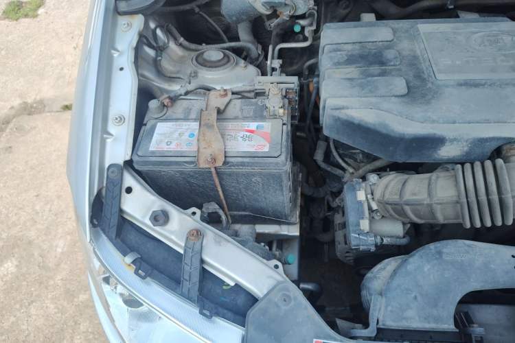 Used Wuling Hongguang 2014 1.5L S Luxury Model Engine Bay Right
