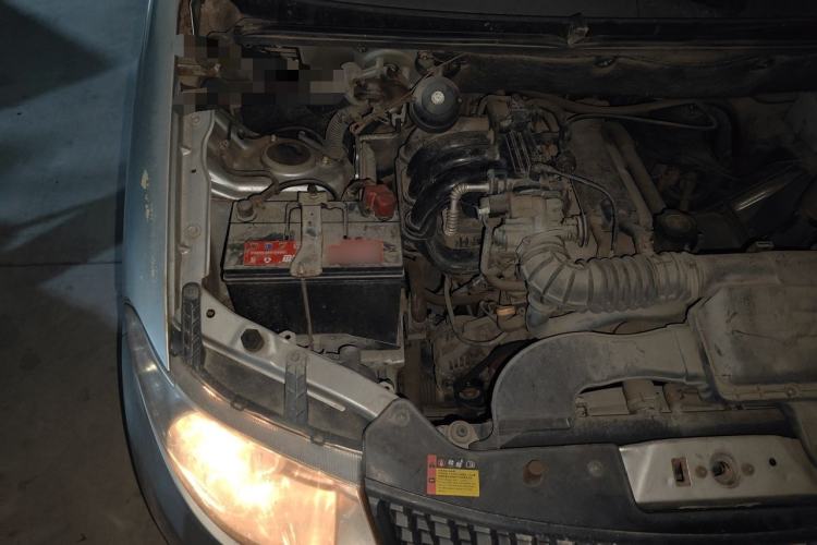 Used Wuling Hongguang 2014 1.2L Base Model China IV Engine Bay Right