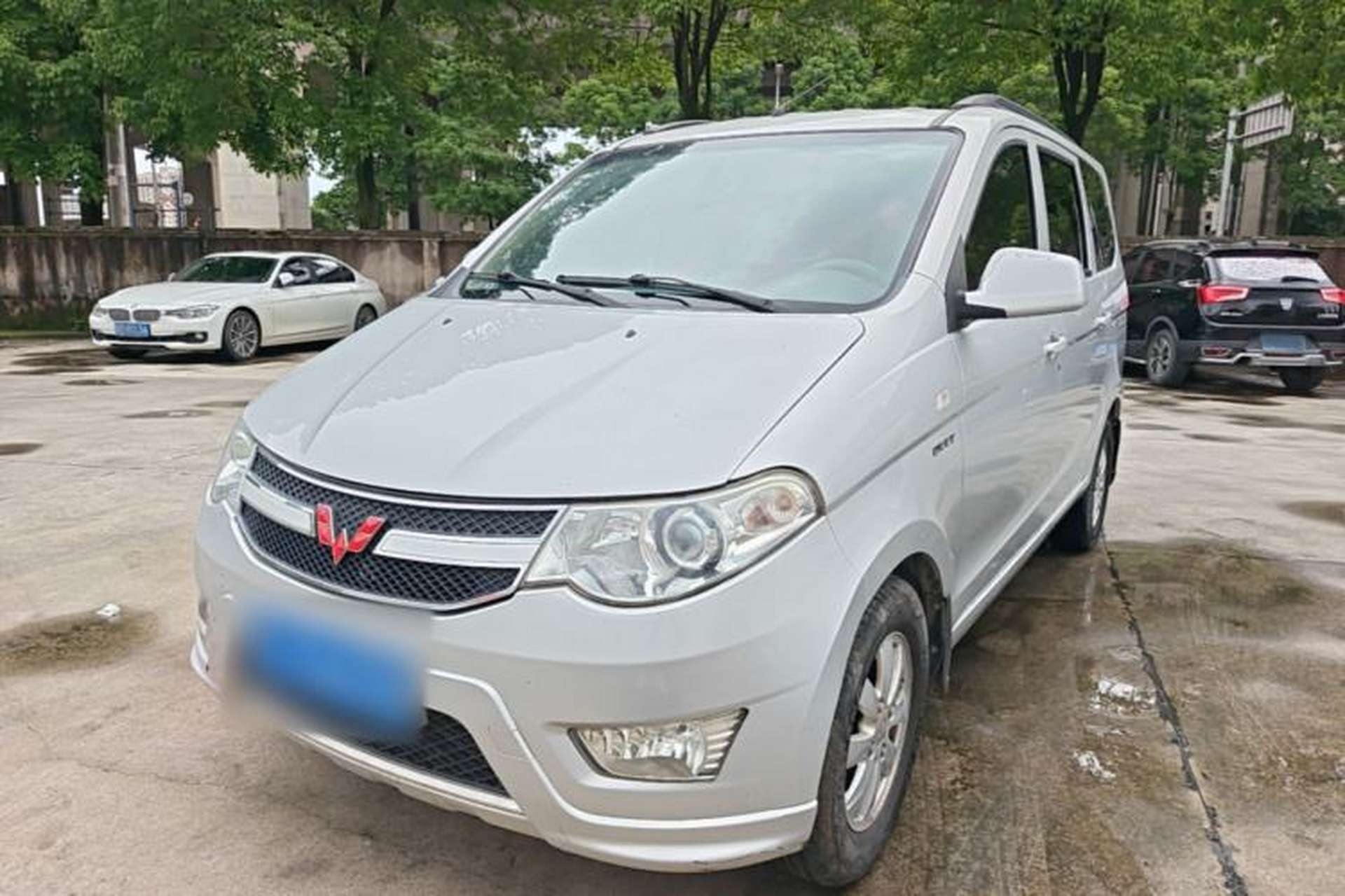 Used Wuling Hongguang 2014 1.5L S Standard Version Front Left 45 Deg