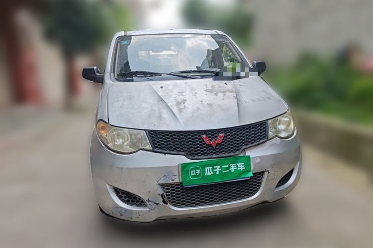 Used Wuling Hongguang 2014 1.5L Base Version Front
