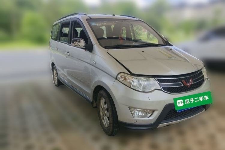 Used Wuling Hongguang 2014 1.2L S Comfort Model China IV Front Right 45 Deg