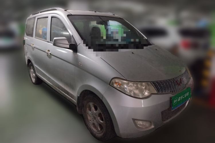 Used Wuling Hongguang 2014 1.2L Standard Model China IV Front Right 45 Deg