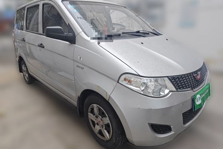 Used Wuling Hongguang 2014 1.5L Standard Version Front Right 45 Deg