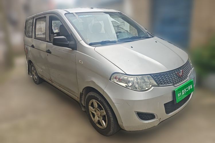 Used Wuling Hongguang 2014 1.2L Base Model China IV Front Right 45 Deg