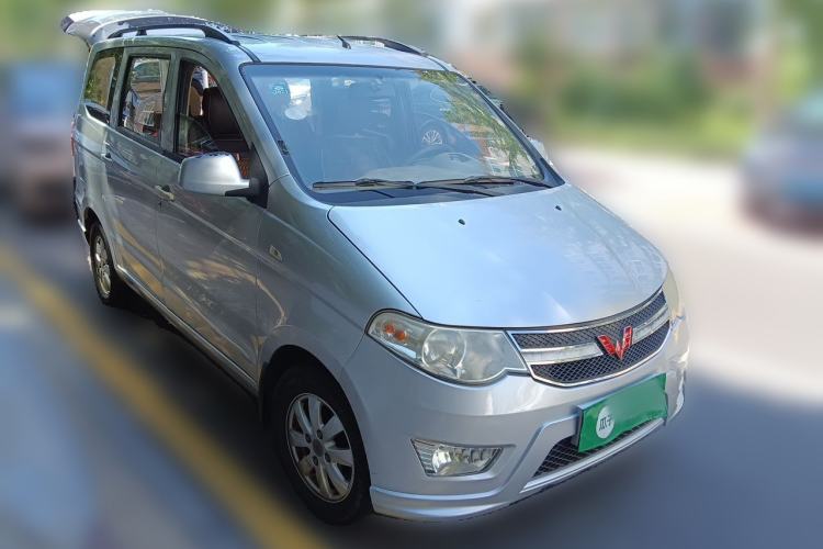 Used Wuling Hongguang 2014 1.2L S Standard Version China IV Standard Front Right 45 Deg