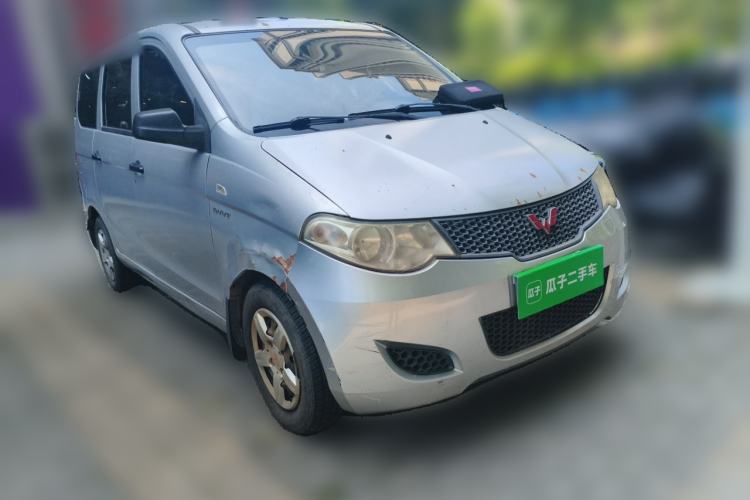 Used Wuling Hongguang 2014 1.5L Base Version Front Right 45 Deg