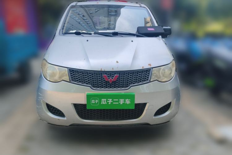 Used Wuling Hongguang 2014 1.5L Base Version Front