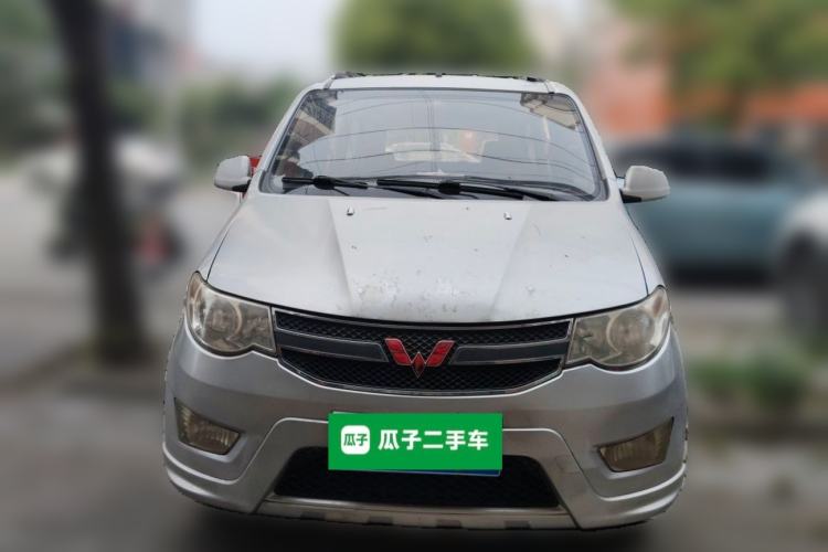 Used Wuling Hongguang 2014 1.5L S Standard Version Front
