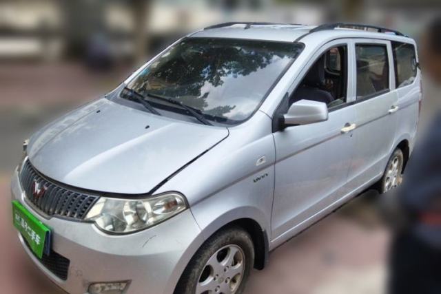 Used Wuling Hongguang 2014 1.5L Standard Version