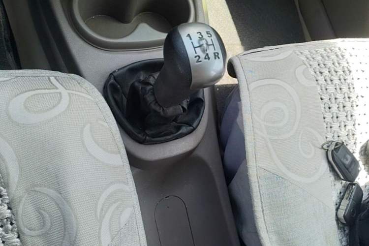Used Wuling Hongguang 2014 1.5L Standard Version Gear Lever