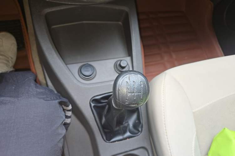 Used Wuling Hongguang 2014 1.5L S Standard Version Gear Lever