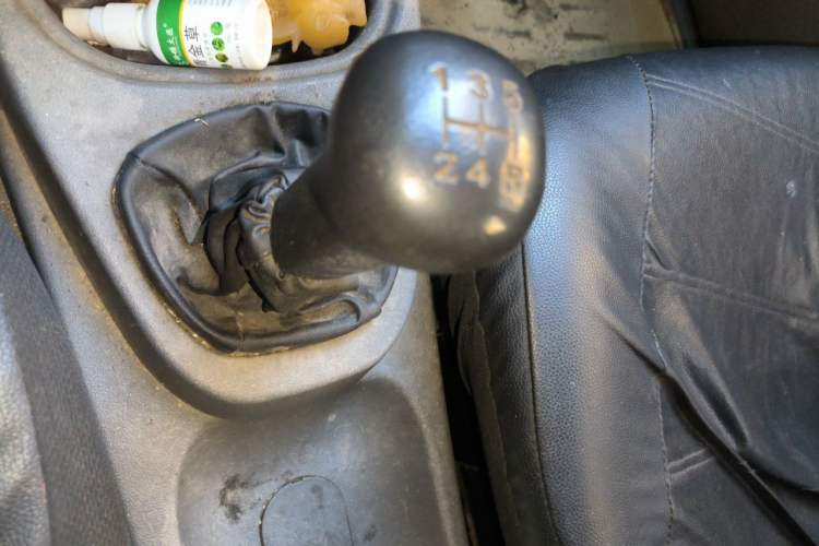 Used Wuling Hongguang 2014 1.5L Base Version Gear Lever
