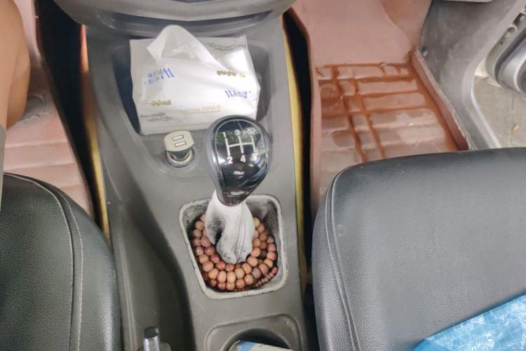 Used Wuling Hongguang 2014 1.5L Base Version Gear Lever