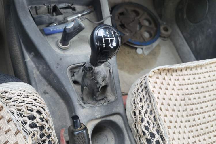Used Wuling Hongguang 2014 1.2L Base Model China IV Gear Lever