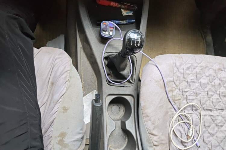 Used Wuling Hongguang 2014 1.5L Base Version Gear Lever