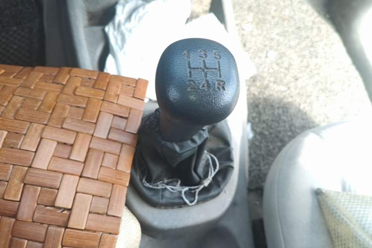 Used Wuling Hongguang 2014 1.2L Base Model China IV Gear Lever