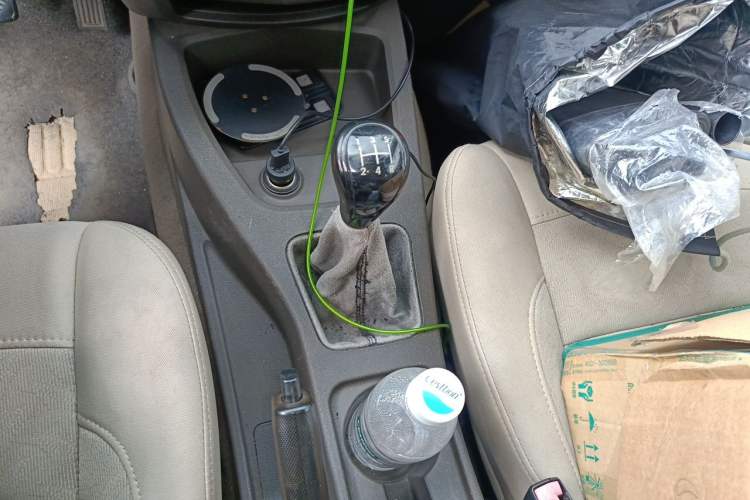 Used Wuling Hongguang 2014 1.5L Standard Version Gear Lever