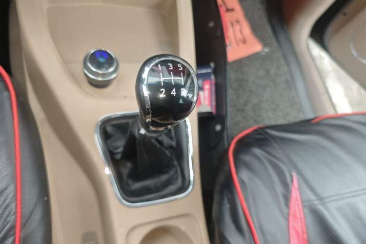 Used Wuling Hongguang 2014 1.5L S Comfort Model Gear Lever