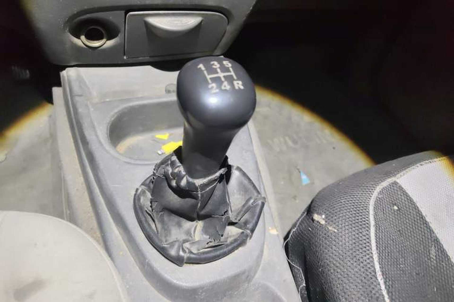 Used Wuling Hongguang 2014 1.2L Base Model China IV Gear Lever