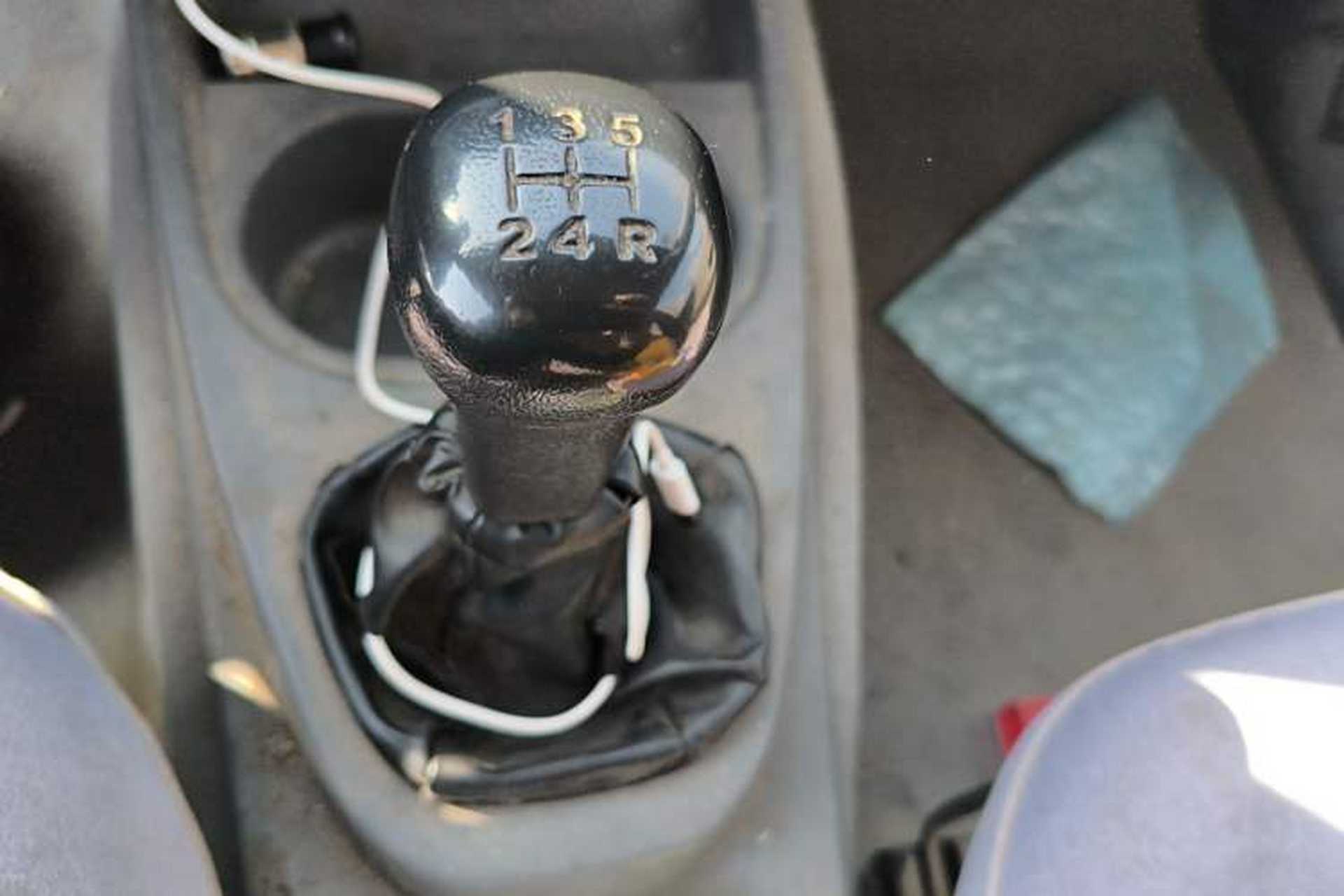 Used Wuling Hongguang 2014 1.2L Base Model China IV Gear Lever
