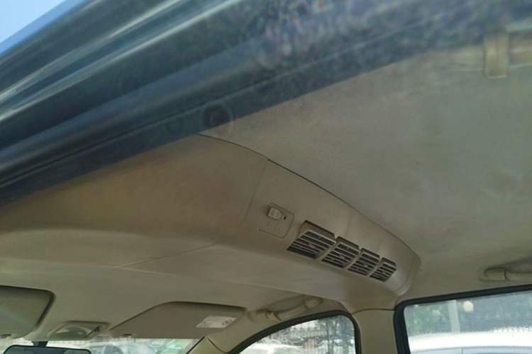 Used Wuling Hongguang 2014 1.5L Standard Version Headliner