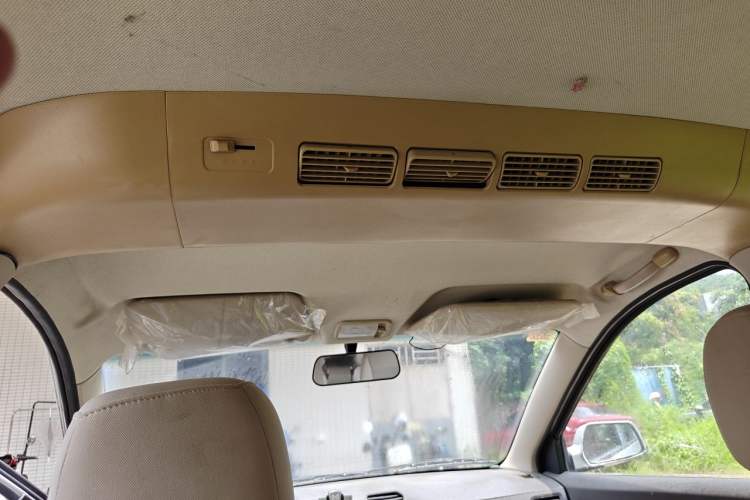 Used Wuling Hongguang 2014 1.5L Standard Version Headliner