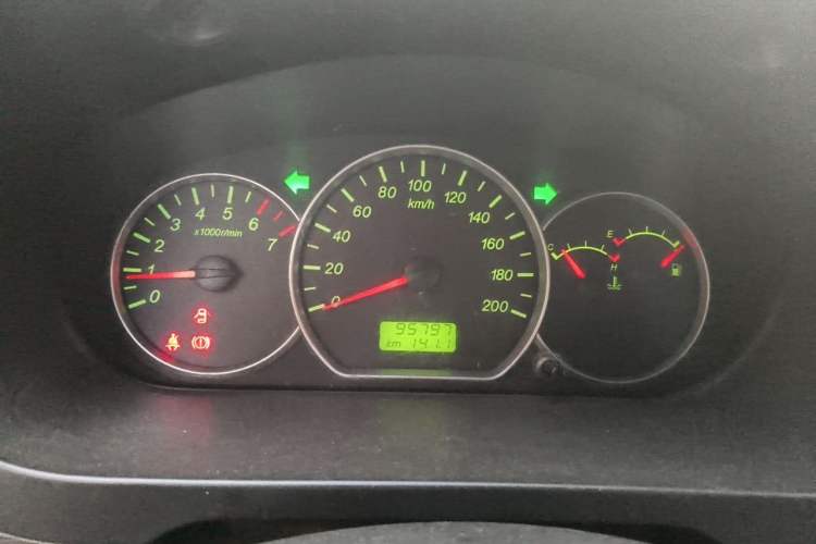 Used Wuling Hongguang 2014 1.2L Standard Model China IV Instrument Cluster