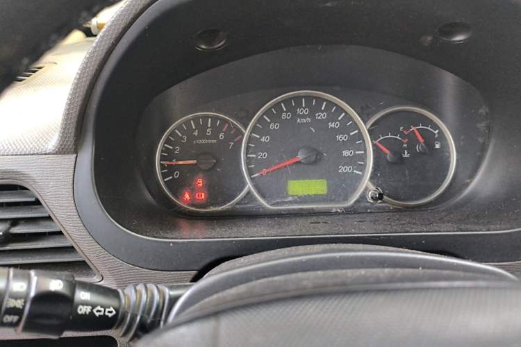 Used Wuling Hongguang 2014 1.2L Base Model China IV Instrument Cluster