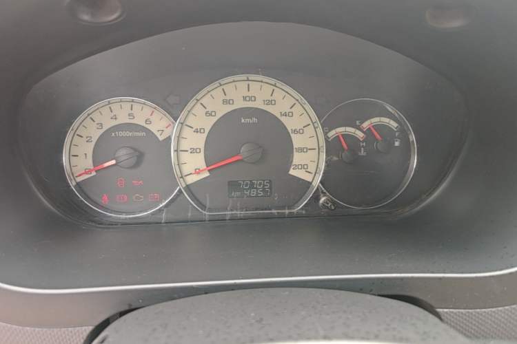 Used Wuling Hongguang 2014 1.5L S Luxury Model Instrument Cluster