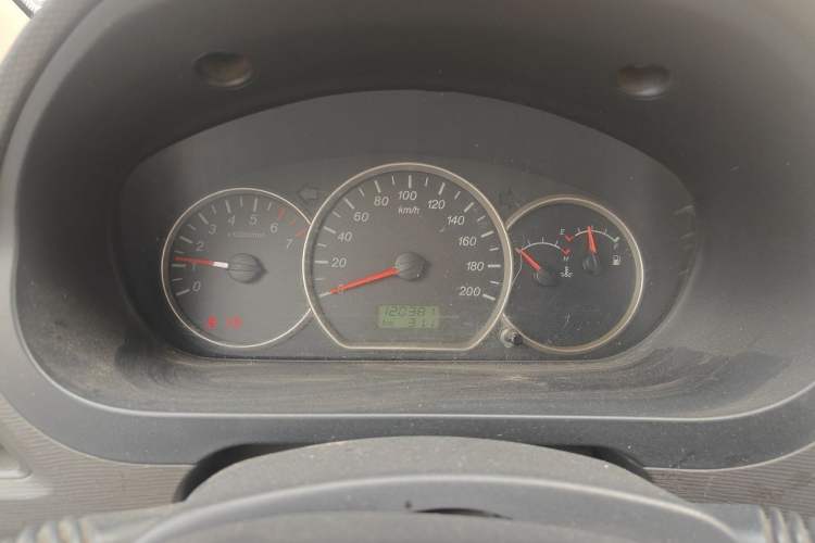 Used Wuling Hongguang 2014 1.5L Base Version Instrument Cluster