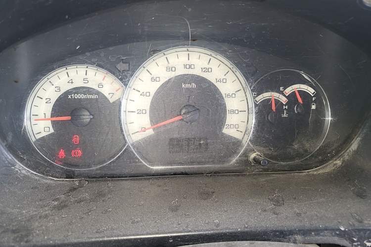 Used Wuling Hongguang 2014 1.2L S Comfort Model China IV Instrument Cluster