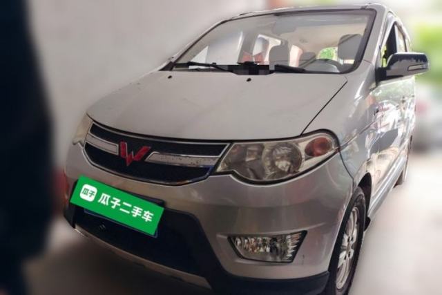 Used Wuling Hongguang 2014 1.2L S Comfort Model China IV